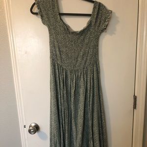 Women’s Sage Green Maxi Dress